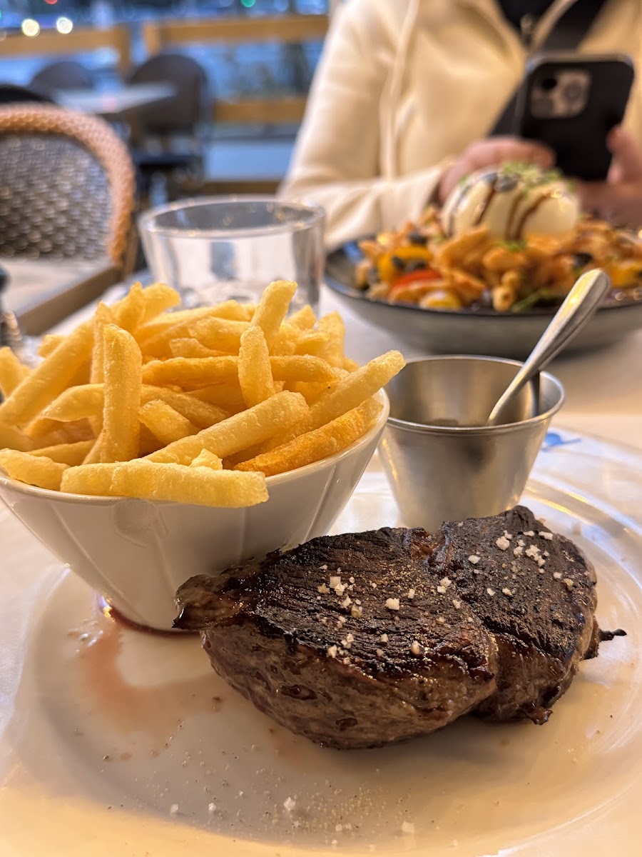 Le Coucou Paris - Photo 2
