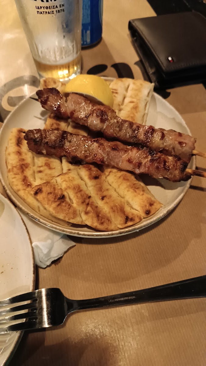 Chill 'n' Grill - Photo 7