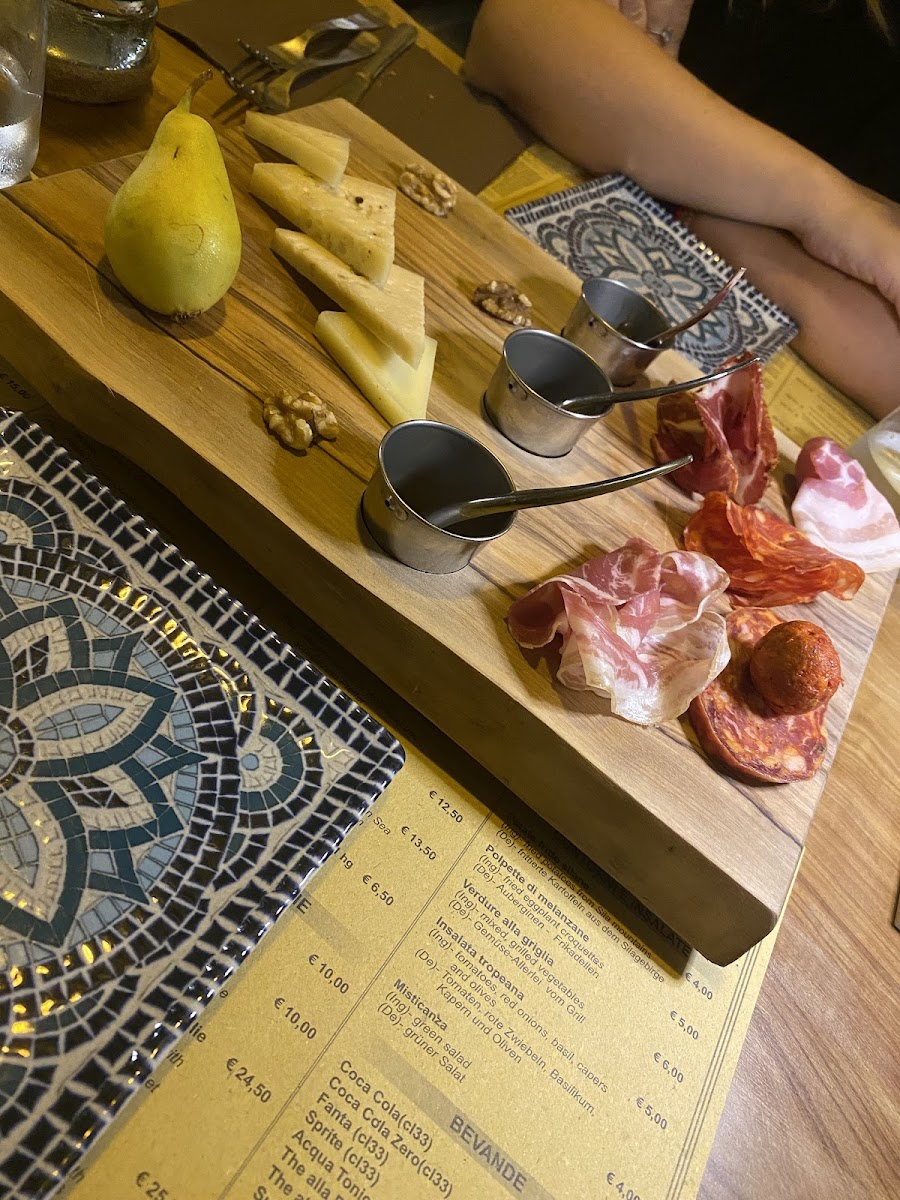 Ristorante La Lamia - Photo 9