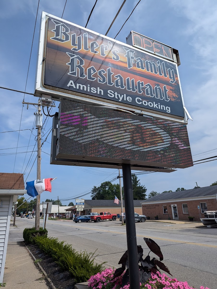 Bylers Family Restaurant - Photo 2