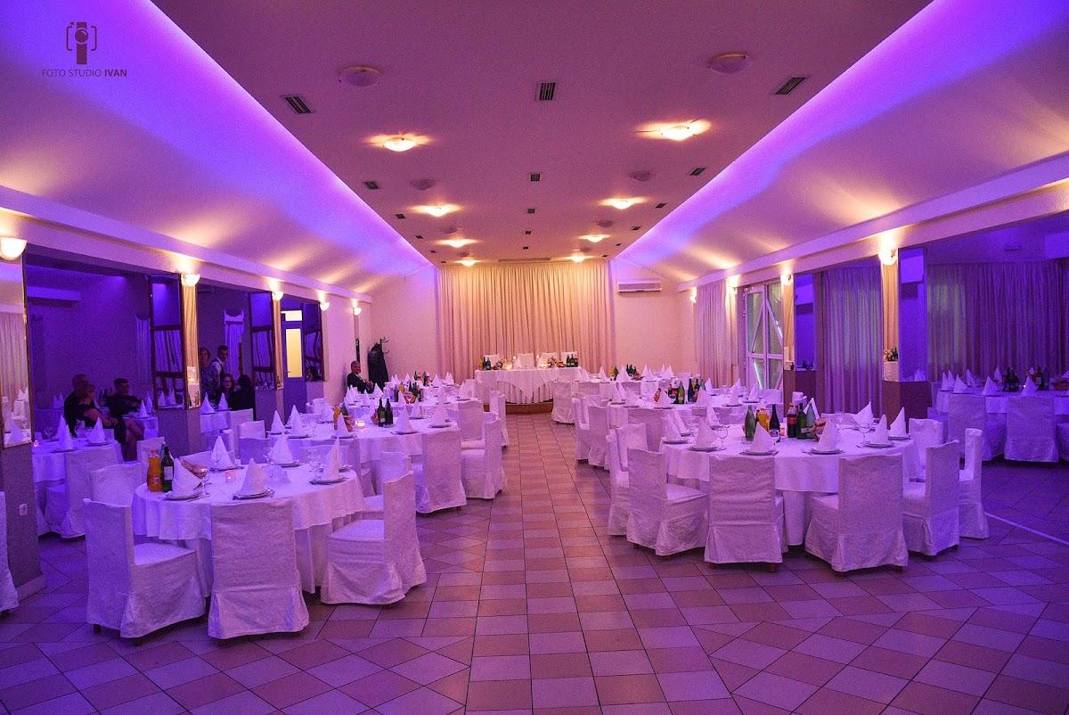 Restoran Vreba Hrvace - Photo 3