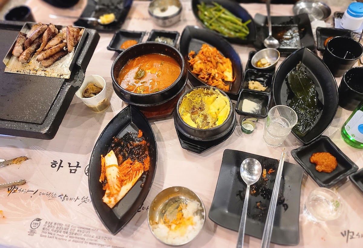Hanam Pig House Songdo Triple Street - Photo 7