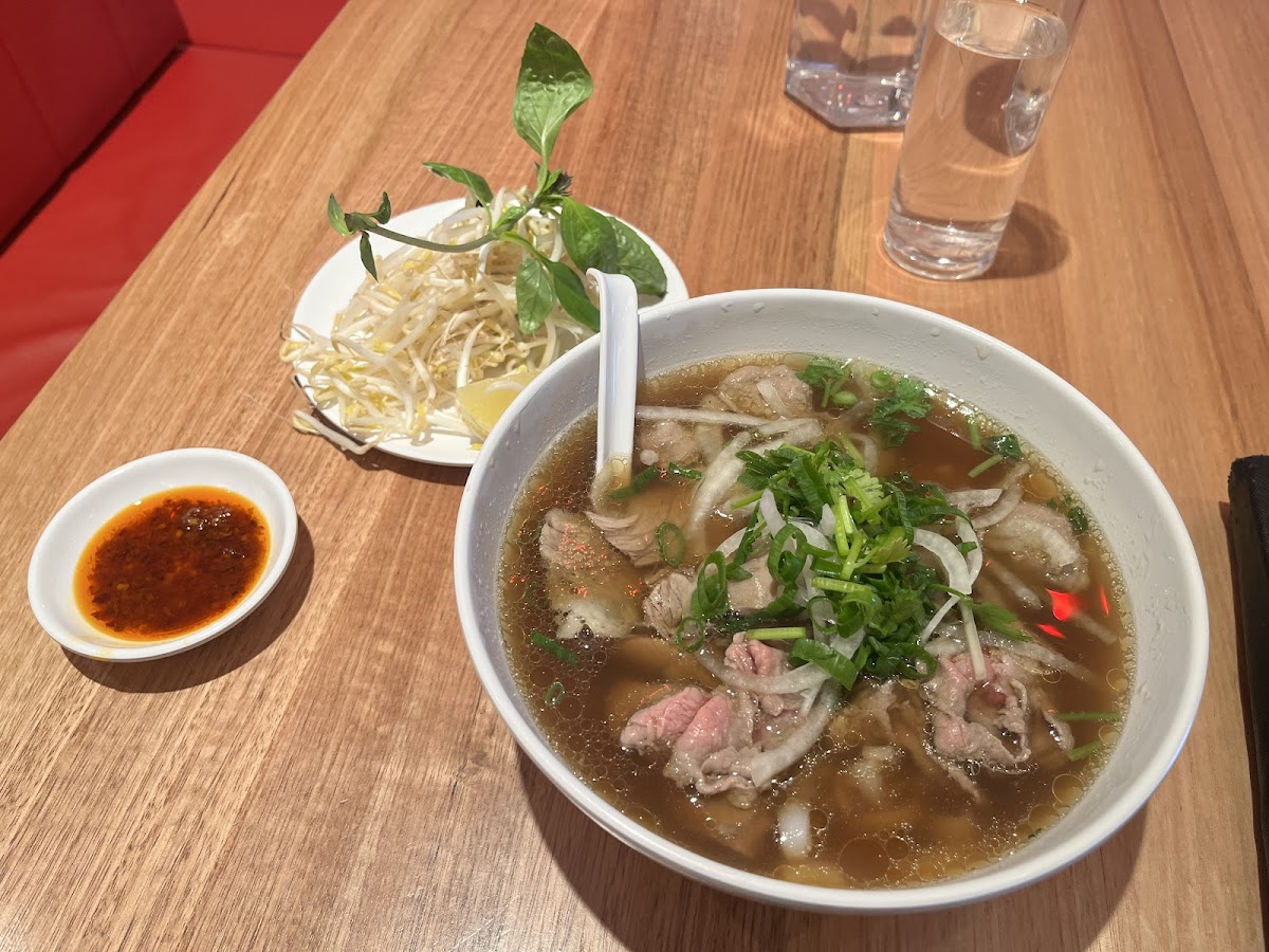 Phuong Nam - Photo 1