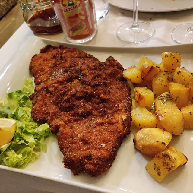 Cotoletta Con Patate Al Forno