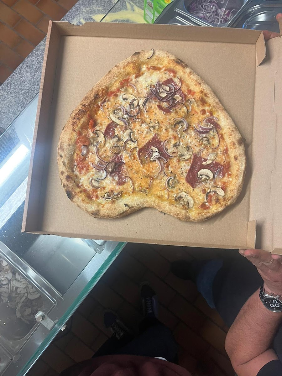 Lieblingspizza Isny - Photo 6