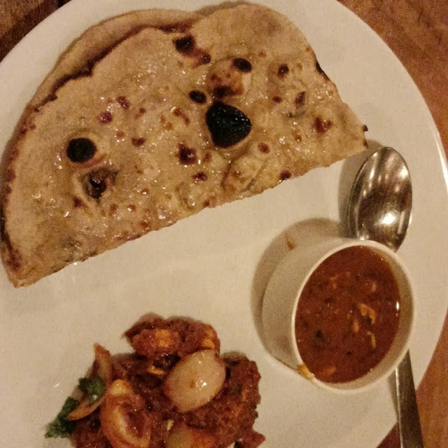 Paneer Pyaaz Dal Makhani Tawa Butter Roti