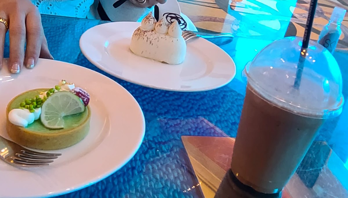Poseidon Café - Photo 7