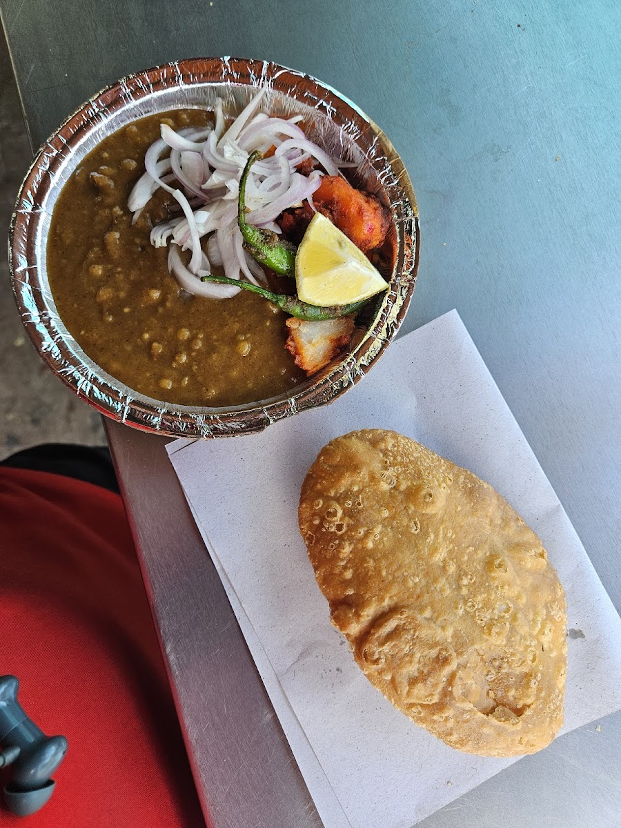 Jai Mahakal Kachori Bhandar - Photo 1