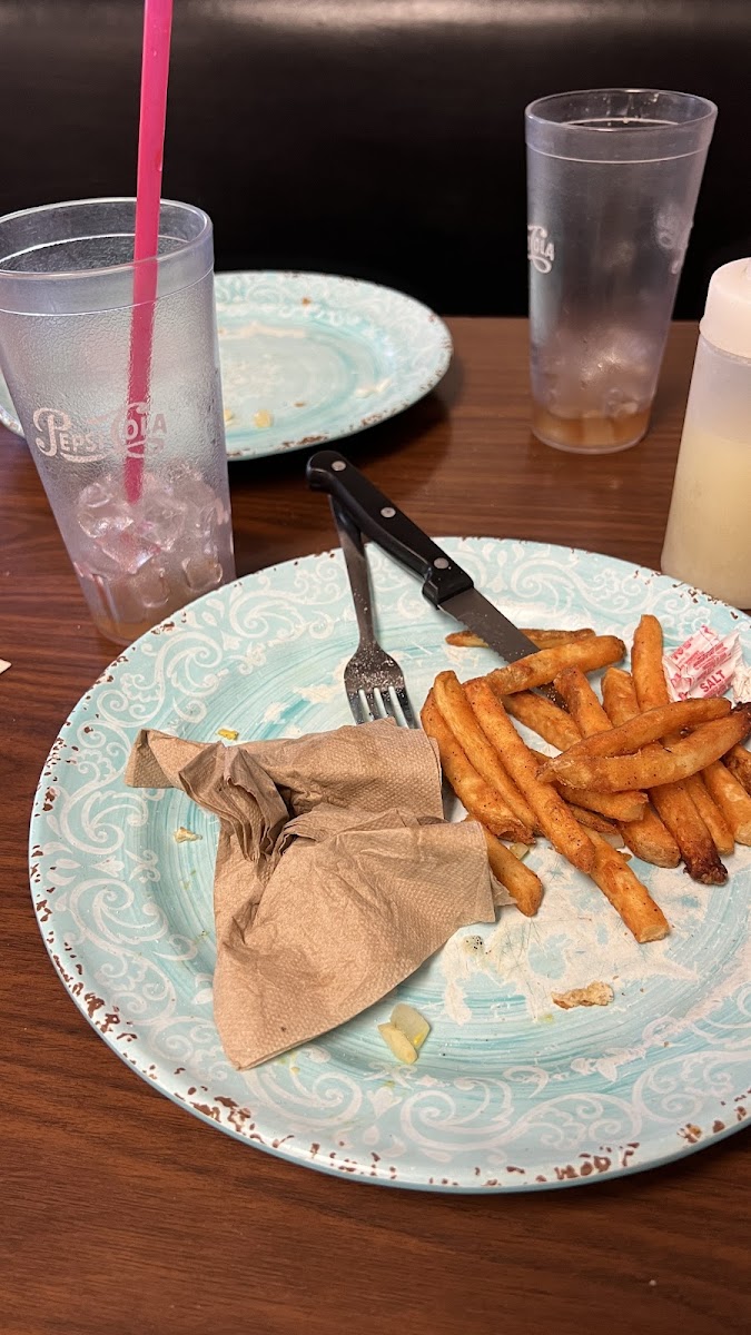 Mr. Sams Cafe - Photo 5