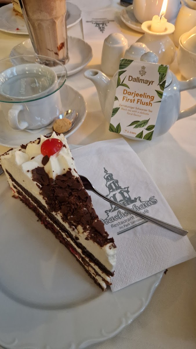 Restaurant & Café Drachenhaus - Photo 4
