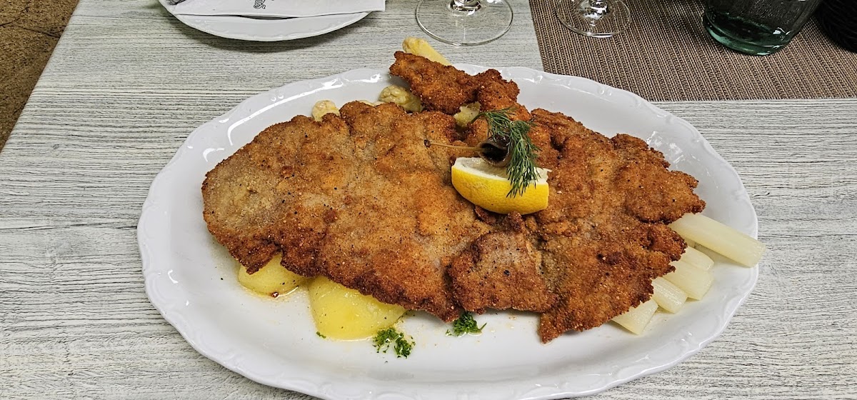 Restaurant & Café Drachenhaus - Photo 5