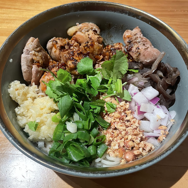 椒麻滴肉飯