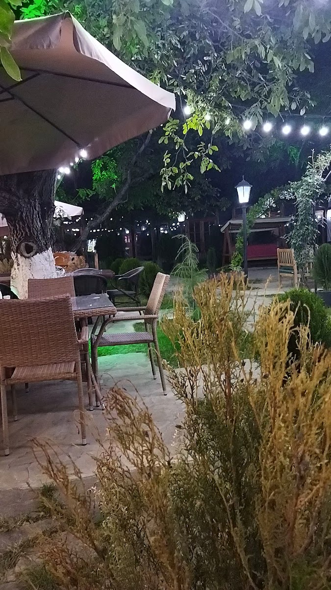 Restaurant Terrace Natakhtari - Photo 1