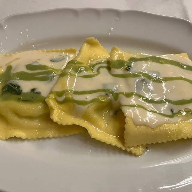 Tortelli Di Ricotta Di Bufala E Menta E Salsa Di Pomodori Ciliegini