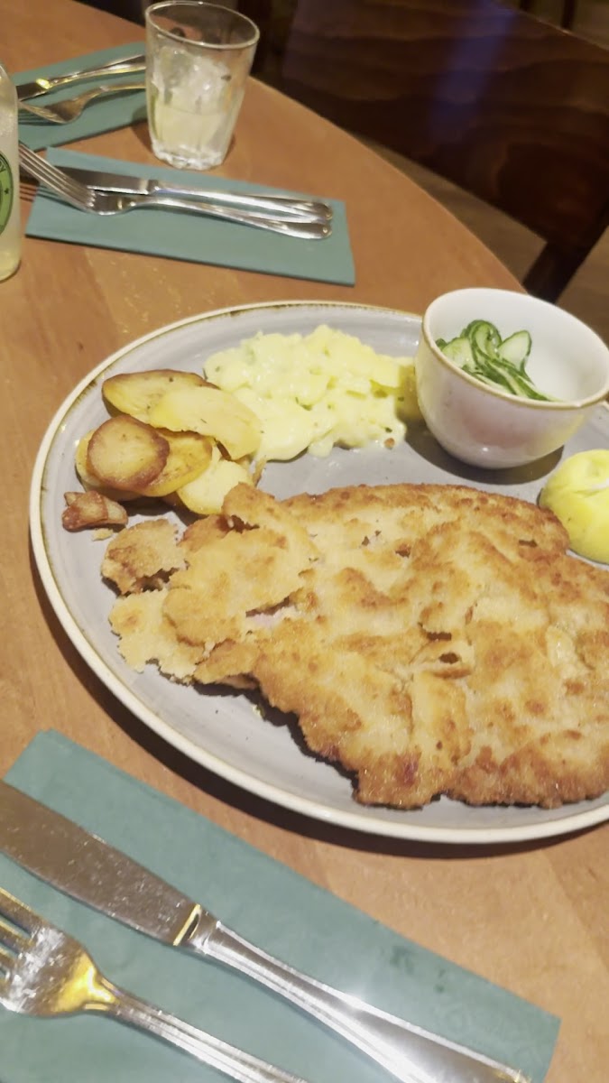 Schnitzelei Mitte - Photo 1