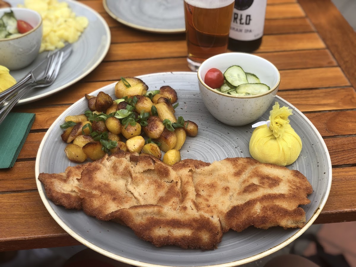 Schnitzelei Mitte - Photo 4