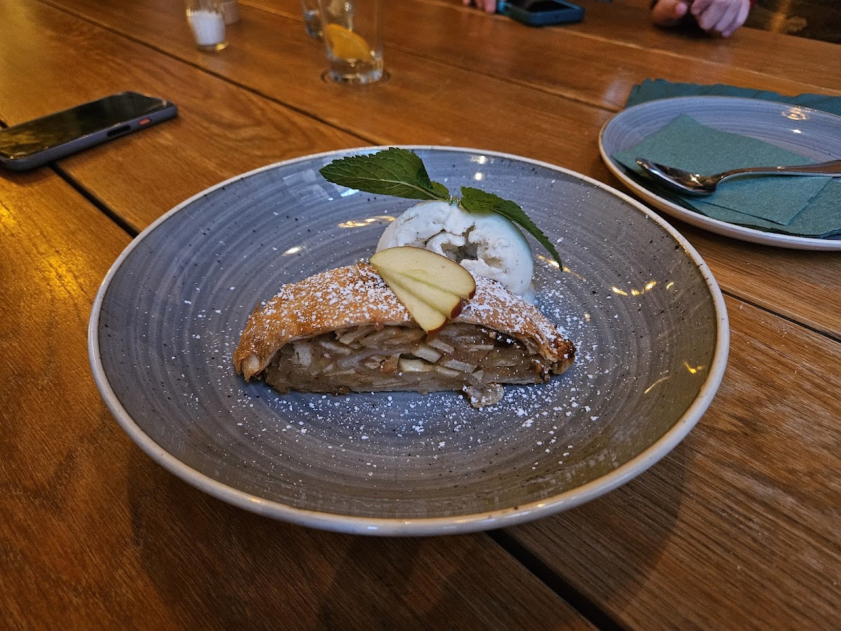 Schnitzelei Mitte - Photo 7