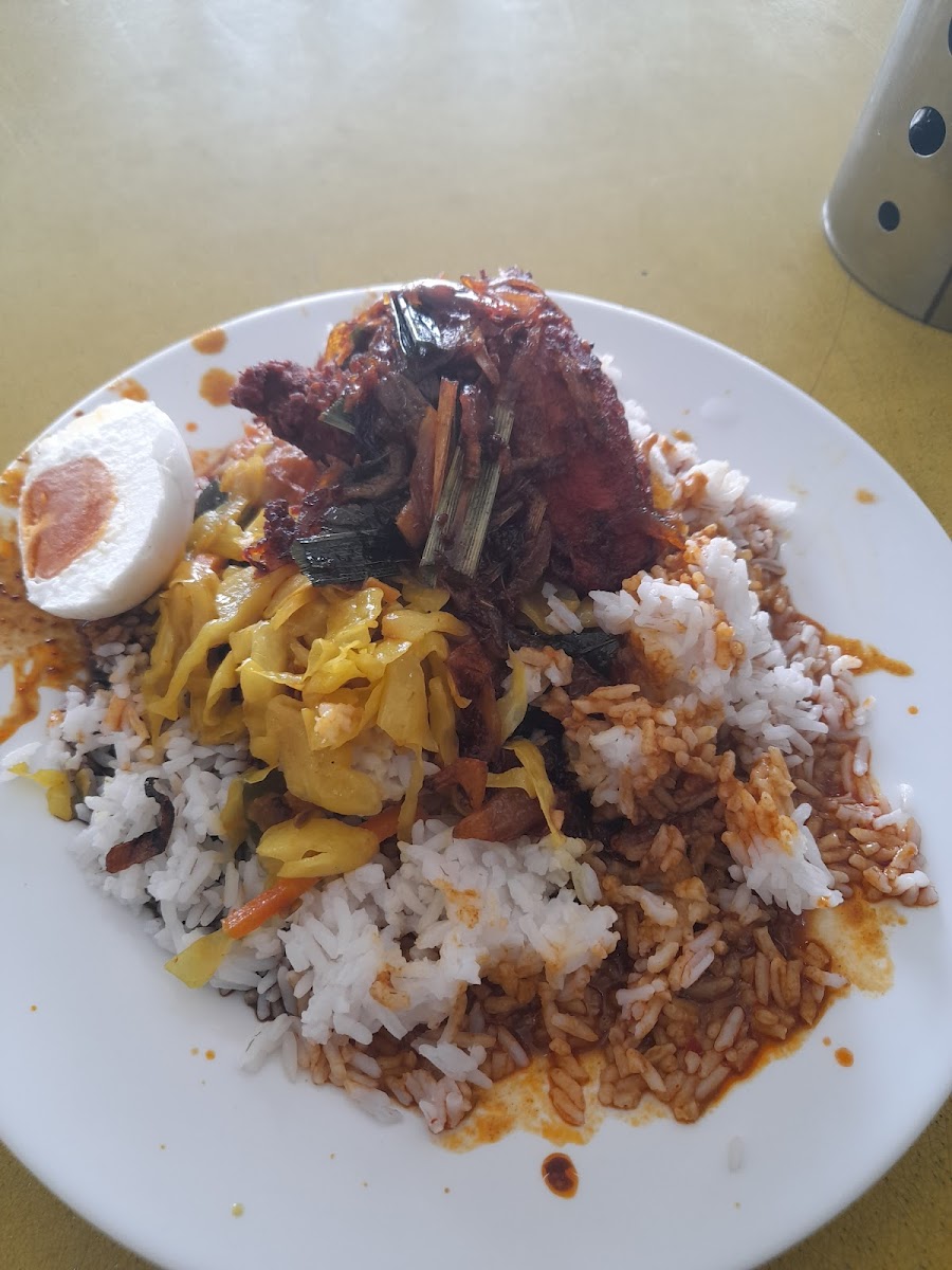 Nasi Kandar Mamu Malik - Photo 8