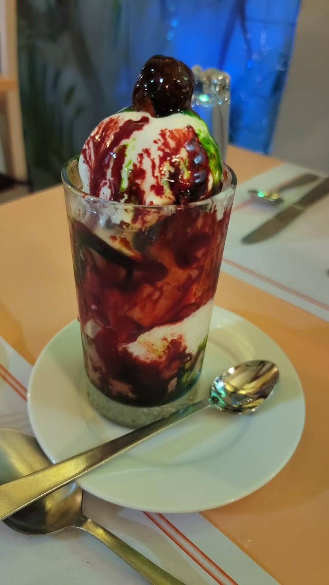 Shezan Ampis Restaurant - Photo 6