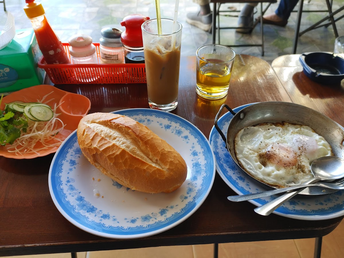 84 breakfast cafe - Photo 5