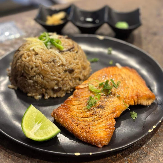Rice and Grilled Salmon