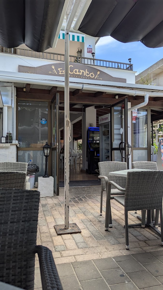 Bar Restaurante Es Canto