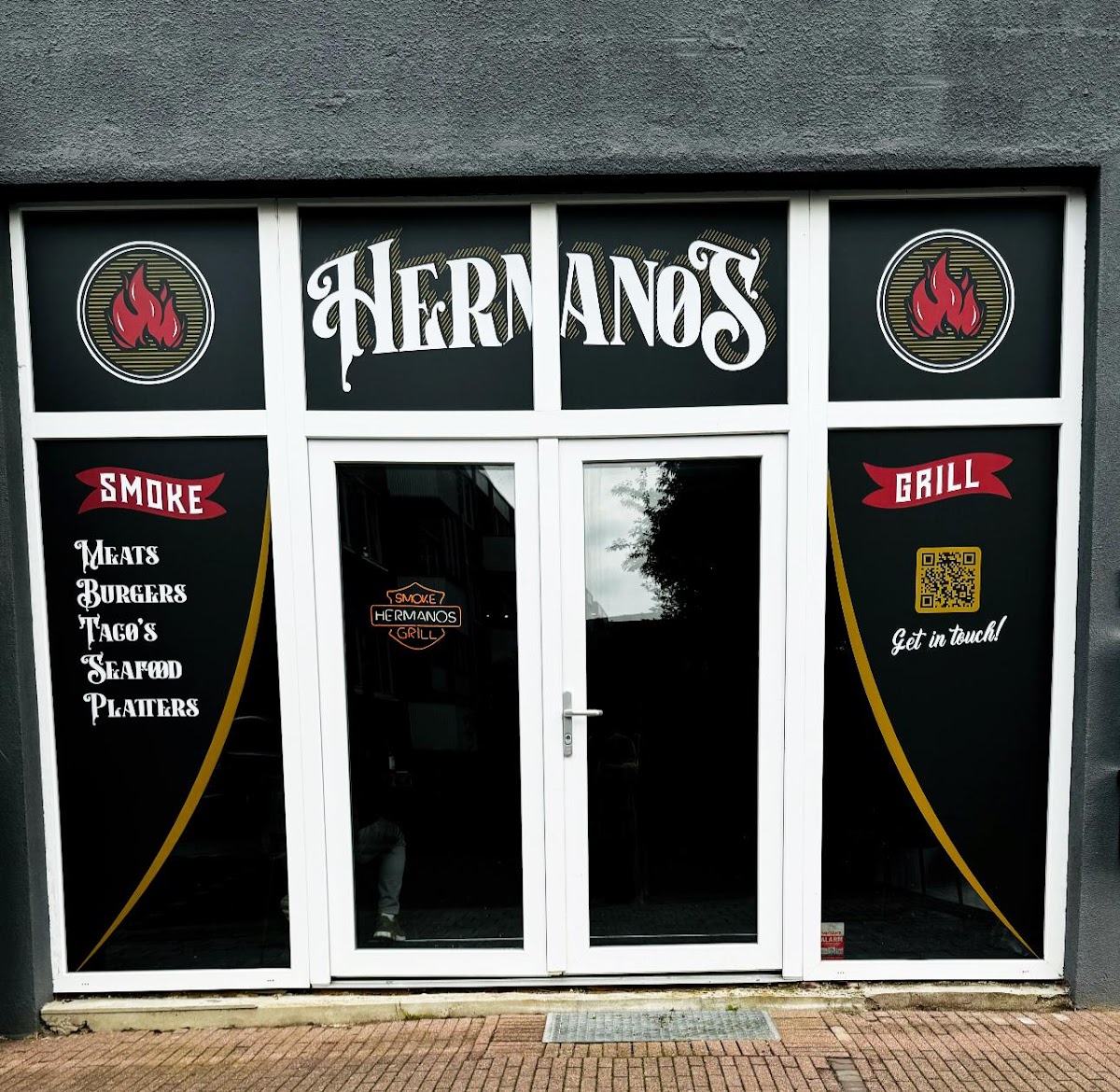 Hermanos Smoke & Grill