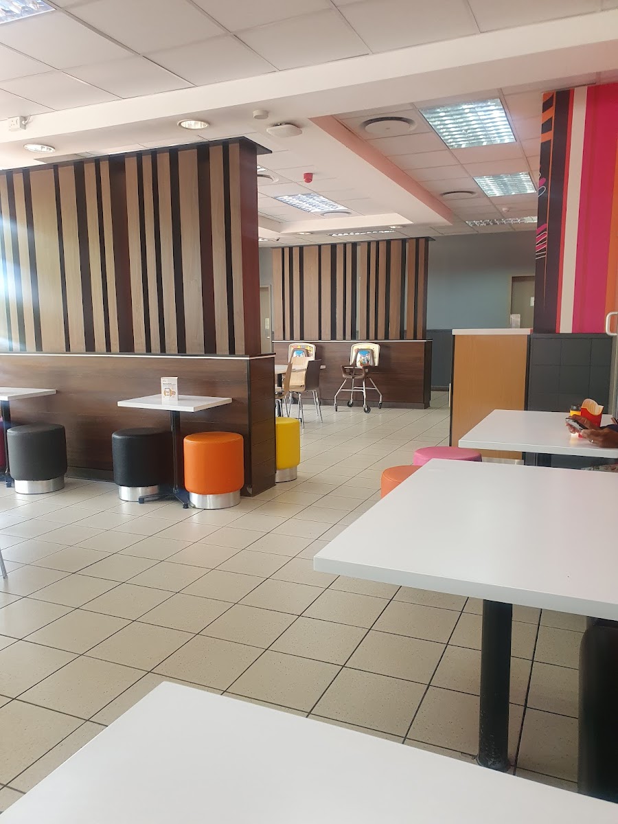 McDonald's Gateway PTA - Photo 3