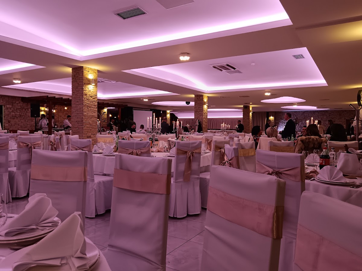 Restoran Laguna - Photo 2