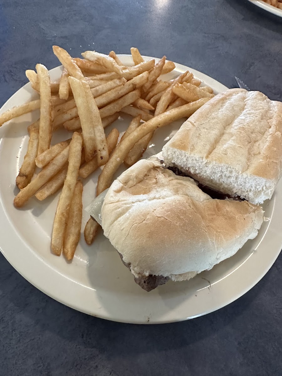 Cindy's Bar and Grill