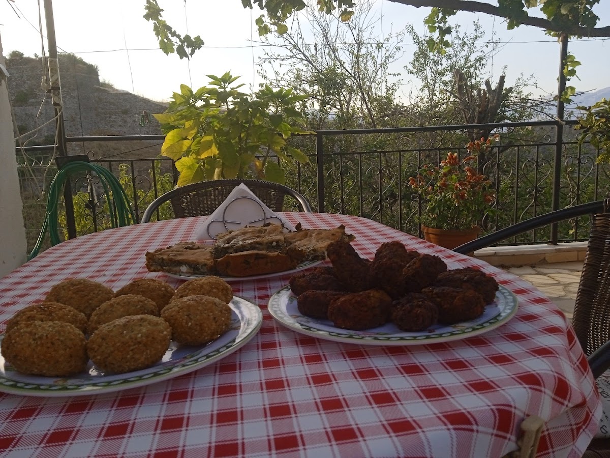 Taverna Panorama Zhuli - Photo 6