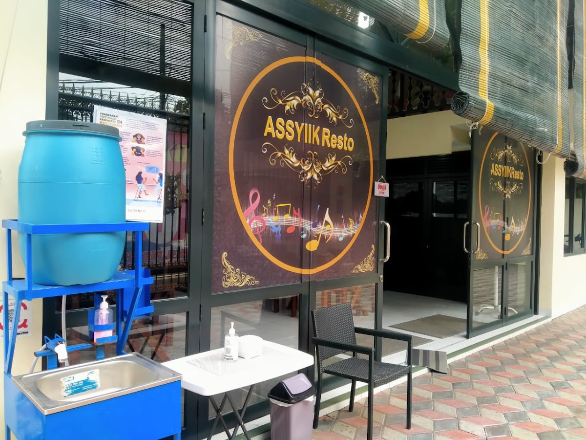ASSYIIK Resto Setu Cipayung
