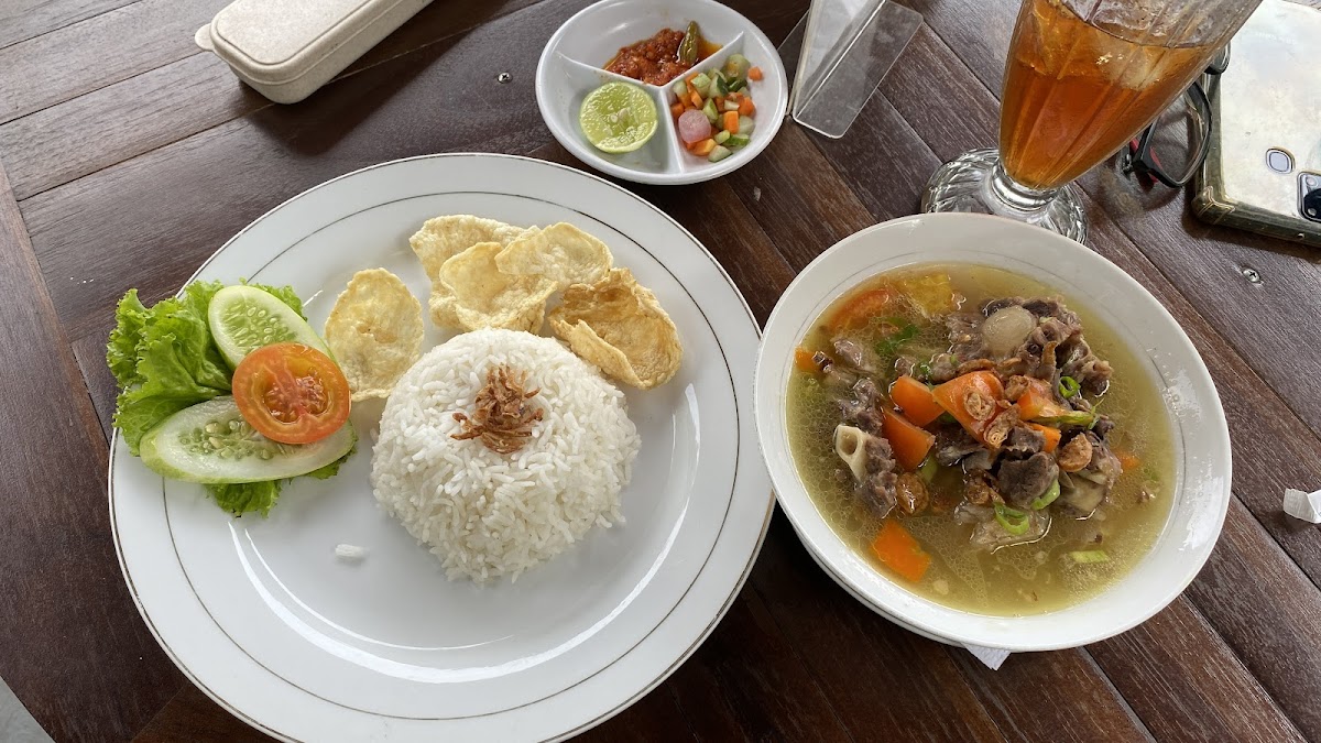 ASSYIIK Resto Setu Cipayung - Photo 9