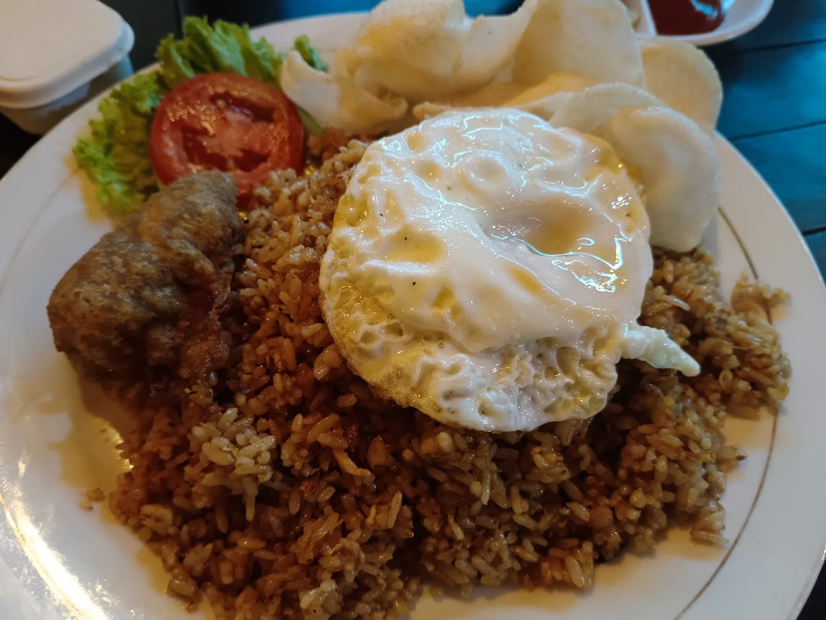 ASSYIIK Resto Setu Cipayung - Photo 8