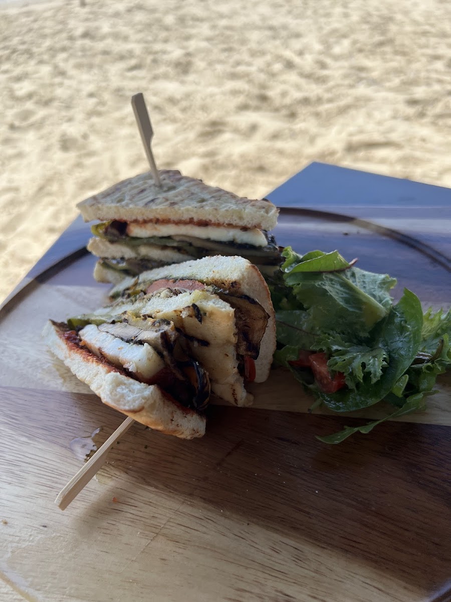 YUCCA Beach Bar - Photo 5