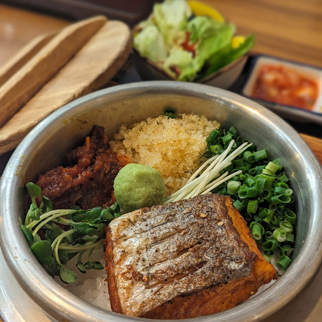 Salmon Dolsot