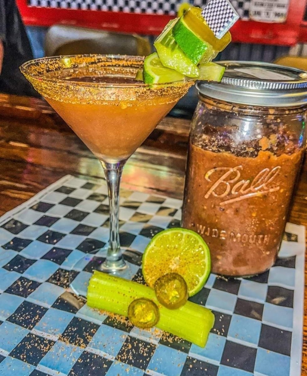 Sweet Home Saloon & Grill - Photo 8
