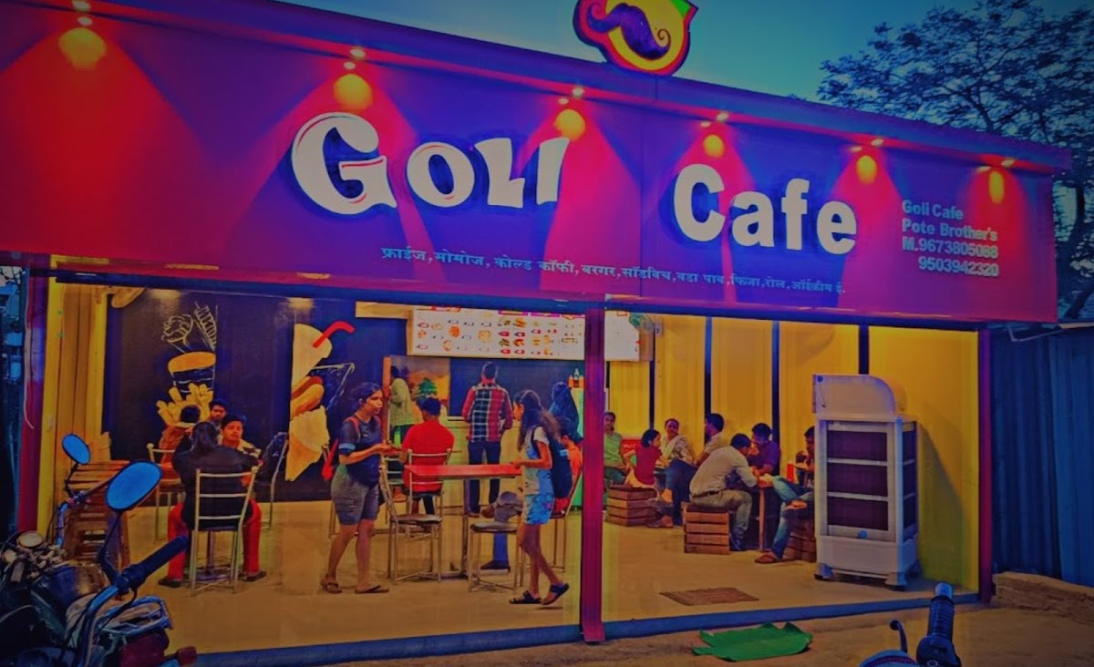 GOLI Vadapav warora (cafe ) - Photo 9