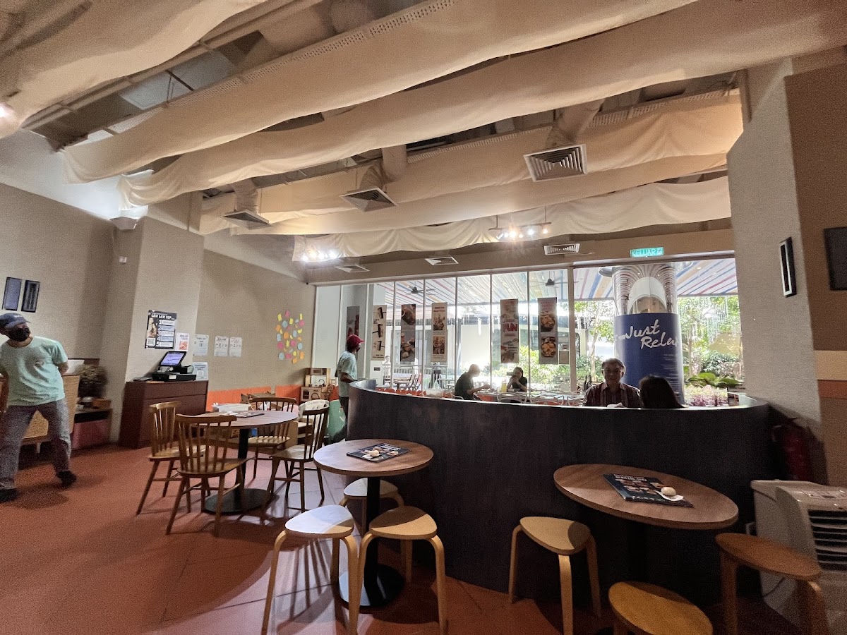 Kampung Dining Signature (Formerly Lax Lax)