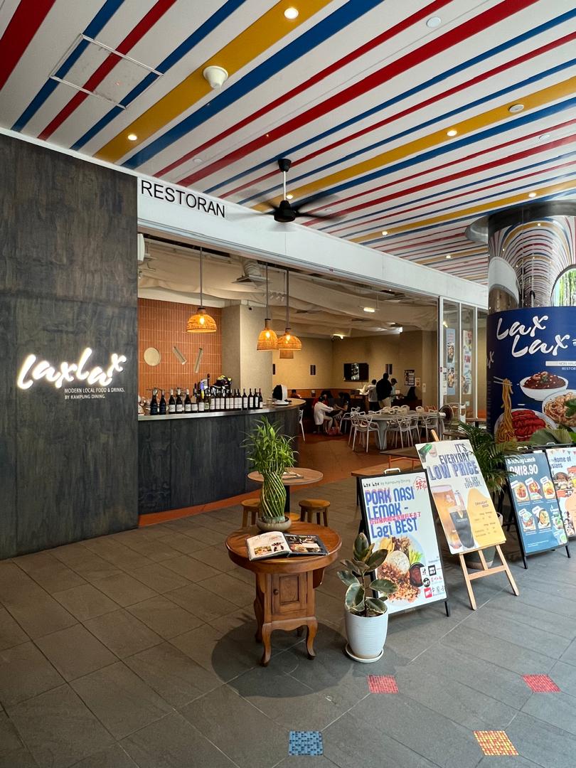 Kampung Dining Signature (Formerly Lax Lax) - Photo 2