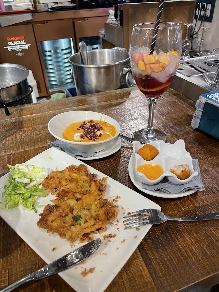 Barrabas (Tapas Restaurant - Photo 4