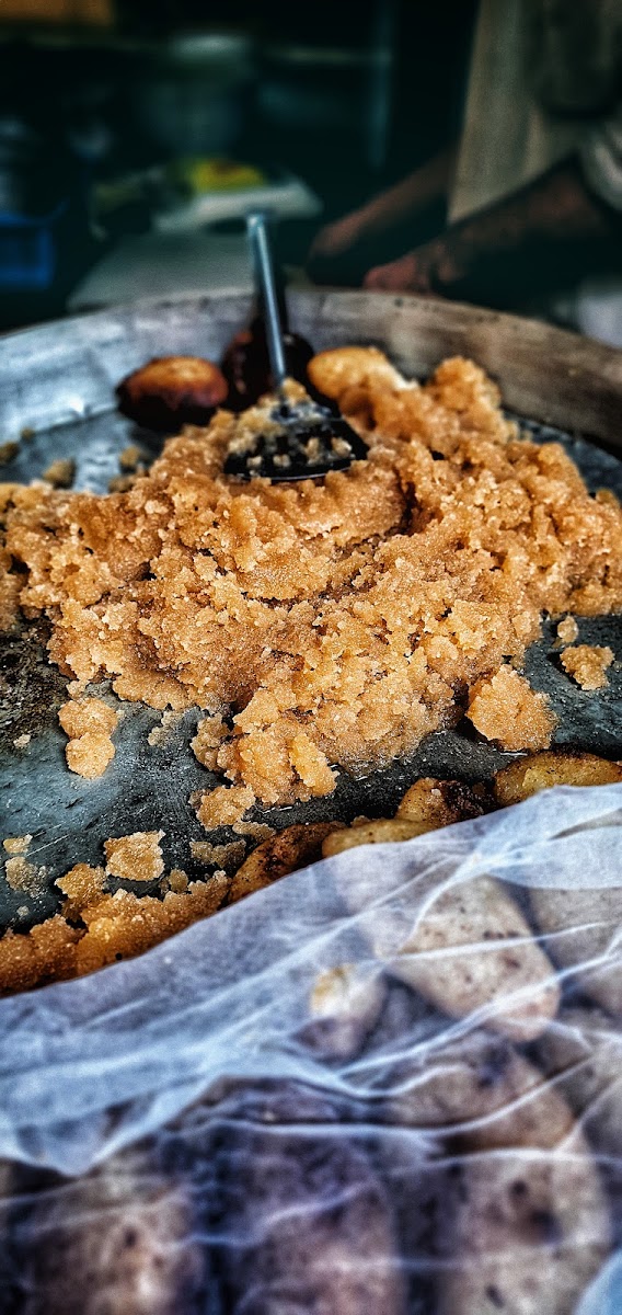 Zafar Halwa Puri Shop - Photo 6