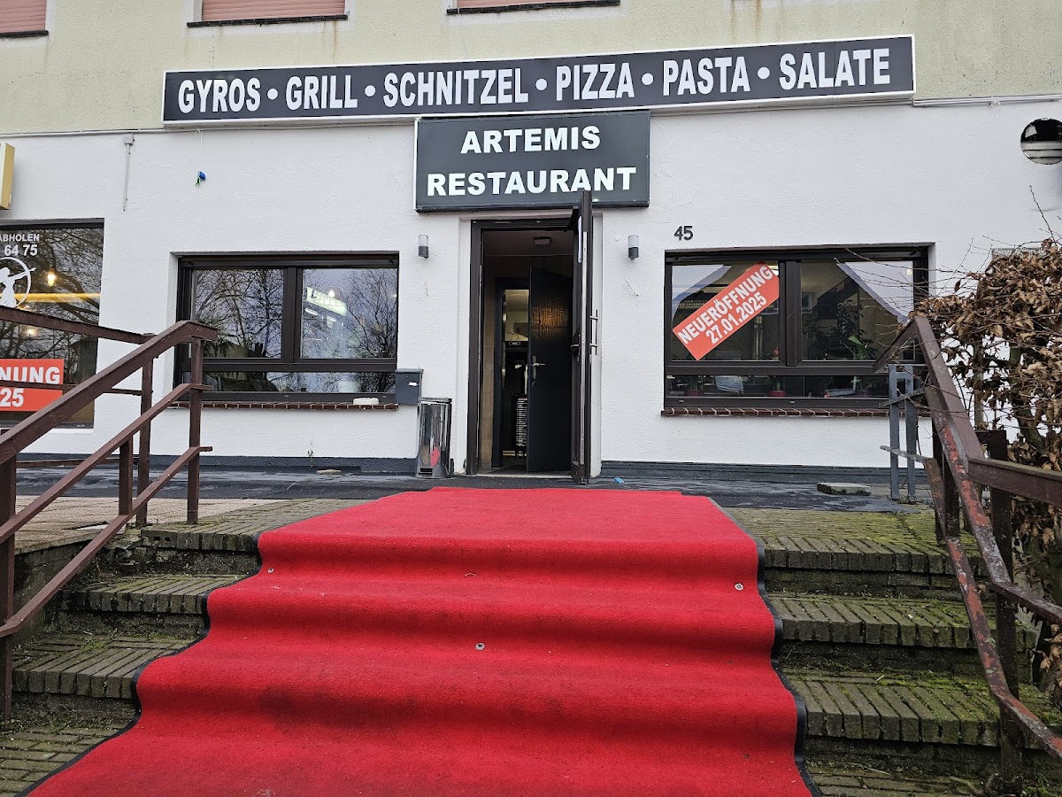 Artemis Gyros Center