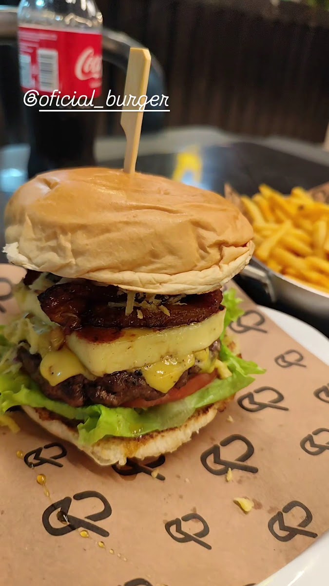 Oficial Hamburgueria e Doceria - Photo 1
