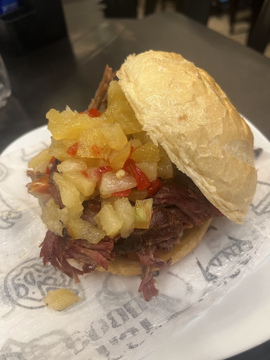 Oficial Hamburgueria e Doceria - Photo 3