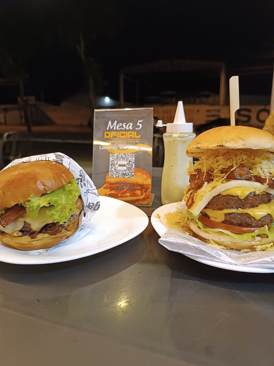 Oficial Hamburgueria e Doceria - Photo 6
