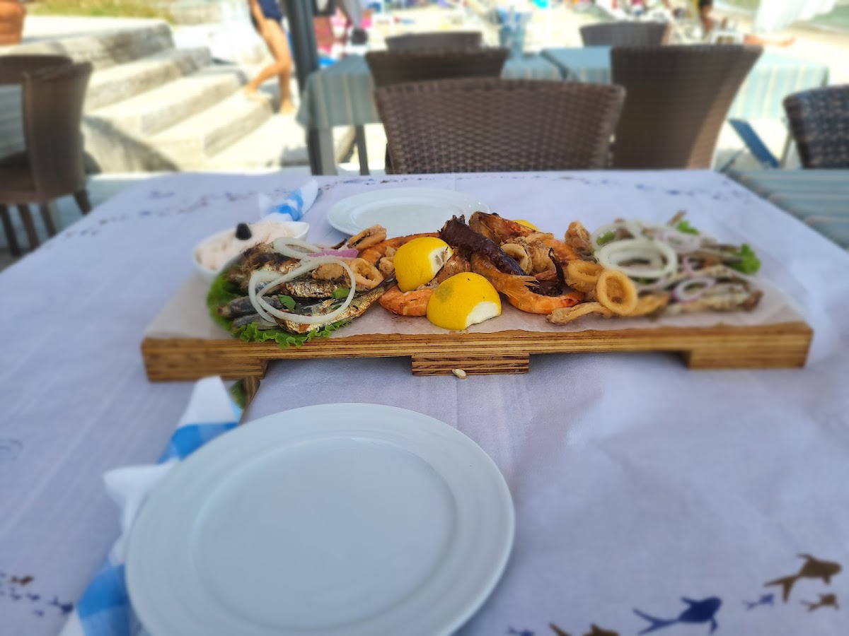Beba Greek Taverna - Photo 7