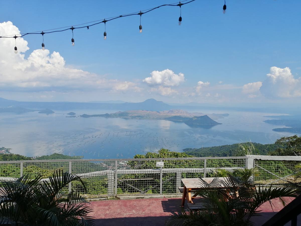 Diner's Original Bulalo Restaurant View Branch - Photo 3
