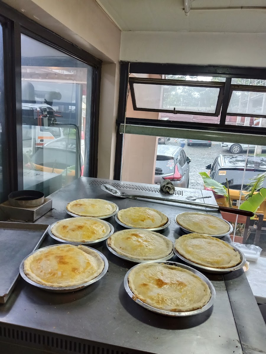 Diner's Original Bulalo Restaurant View Branch - Photo 5