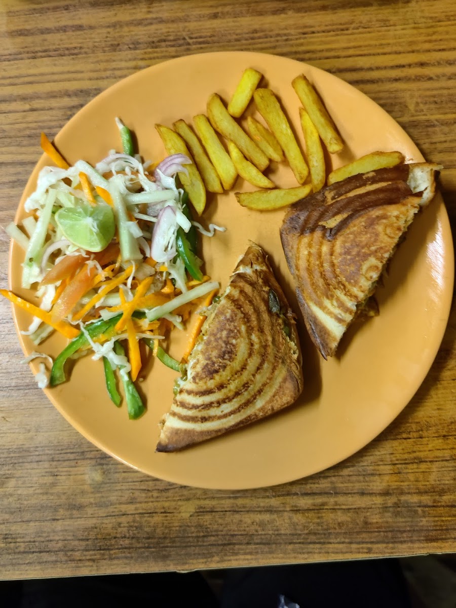 Kariyappa B Cafe - Photo 6